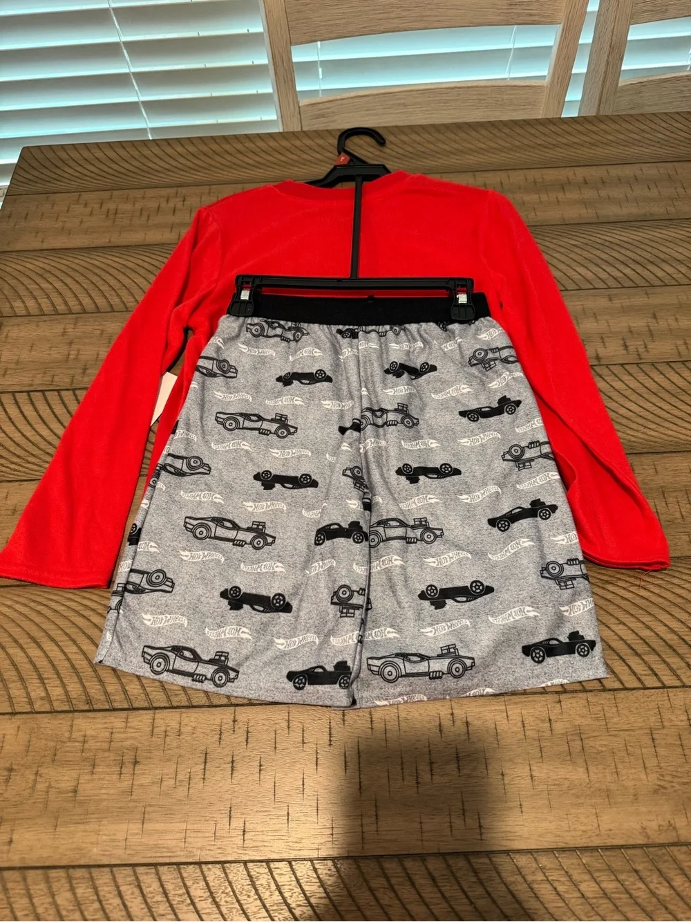 Hot Wheels Boys' Red Flame-Resistant Pajama Set size M -NWT